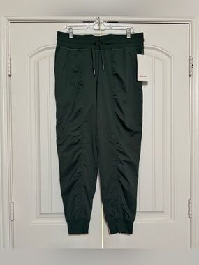 Lululemon Dance Studio Mid-Rise Jogger Full Length Dark Forest Size 12